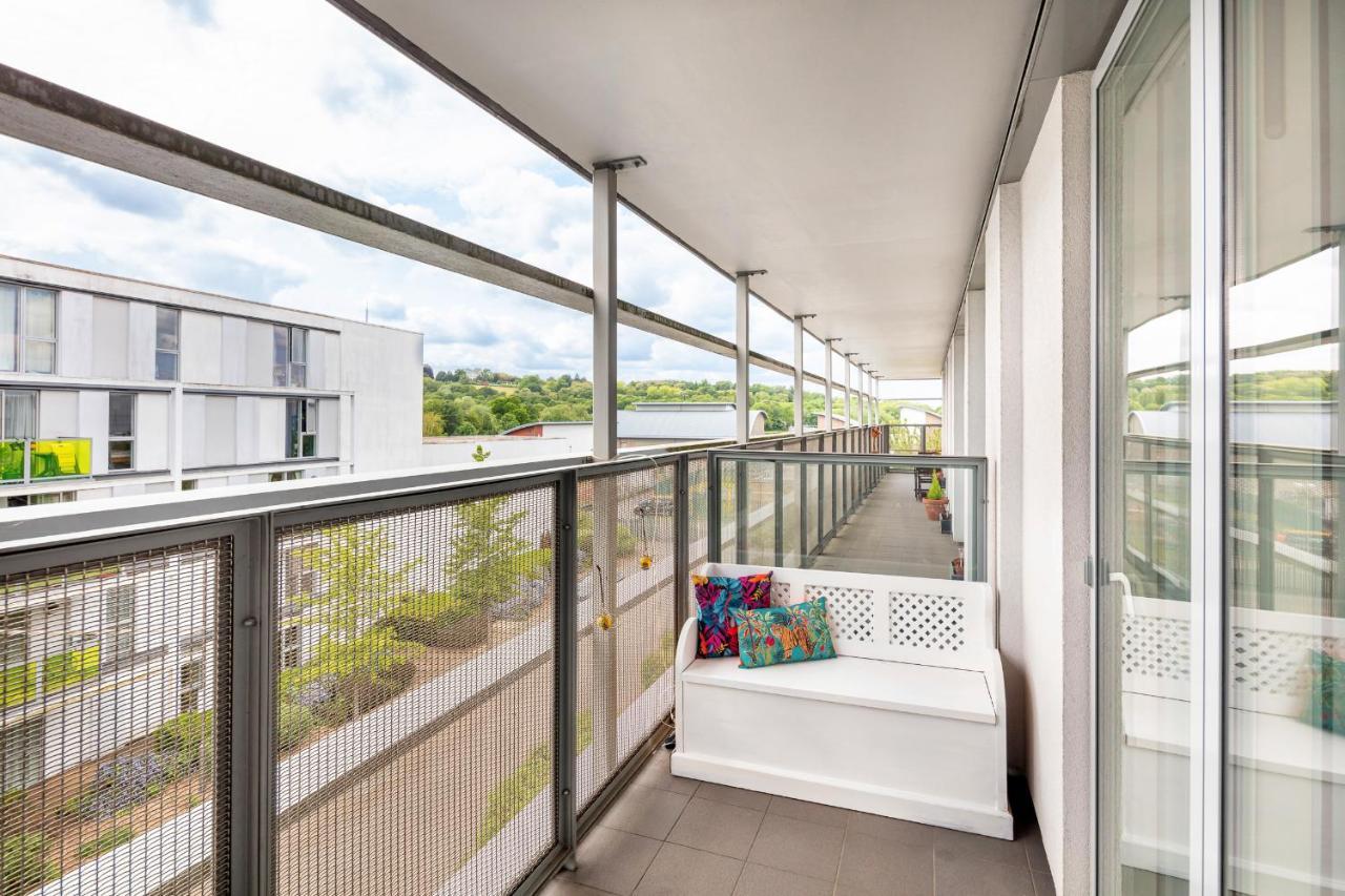Stunning Apartment With Underground Parking! London Kültér fotó