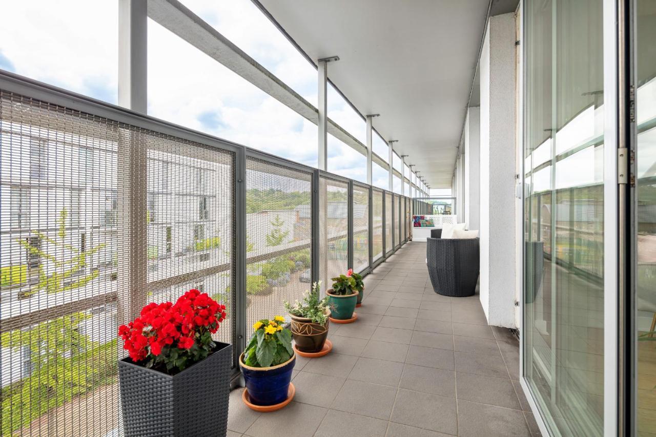 Stunning Apartment With Underground Parking! London Kültér fotó
