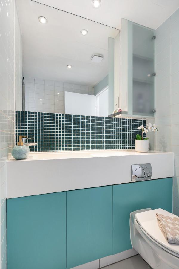 Stunning Apartment With Underground Parking! London Kültér fotó